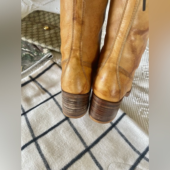 FRYE | Lace Up Banana Campus Boots - Picture 5 of 8